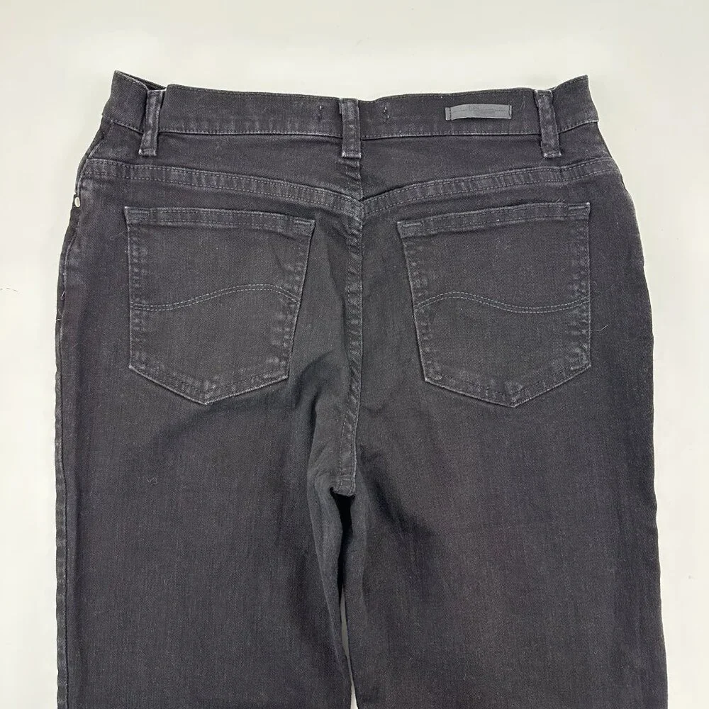 Lee Relaxed Fit Straight Women's size 8P Black Denim Jeans - Picture 5 of 5